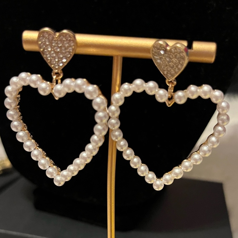 Boutique 9 Pearl Heart Earrings